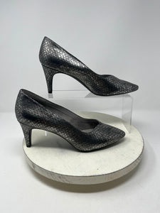 Naturalizer Size 9.5 Pewter & Black Reptile Embosed Pumps NWOB