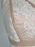 Torrid Size 3X Beige & White Lace Bra