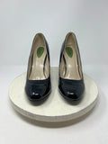 Fitzwell Size 11W Black Patent Pumps