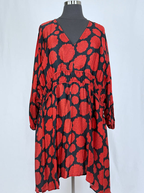 Wray Size 5XL (30W) Black & Red Floral Dress NWT