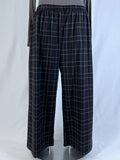 Sotela Size 7 (22) Black & Charcoal Plaid Trousers