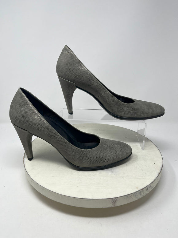 ecco Size 10/10.5 (41) Gray Cross- hatched Pumps