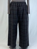 Sotela Size 7 (22) Black & Charcoal Plaid Trousers