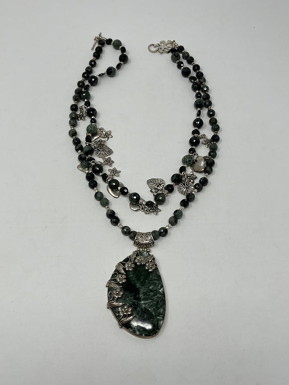 Vintage Green & Silver Floral Antique Style Necklace