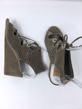 Dolce Vita Size 9 Taupe Perforated Dot Triangle Sandals NWOB