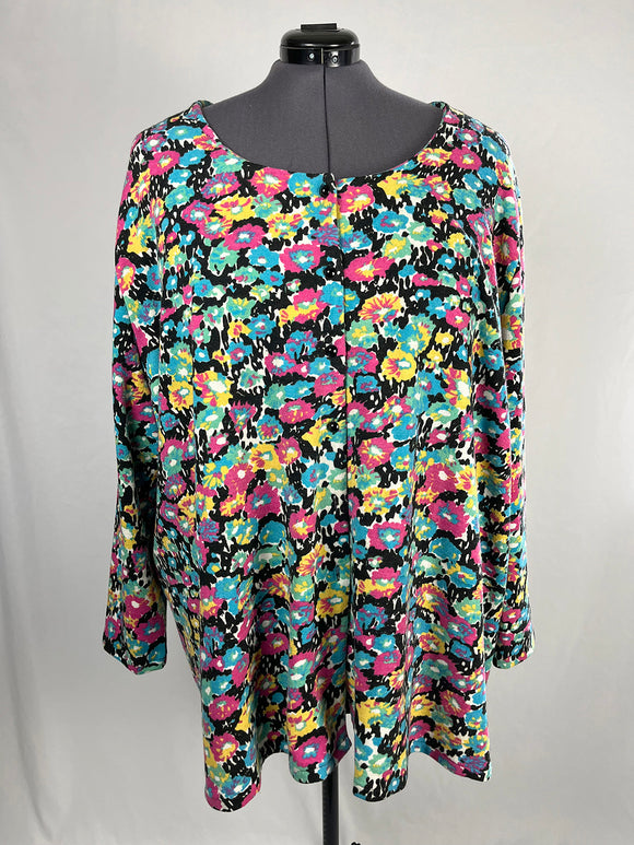 Ulla Popken Size 32/34 Black Floral Sweater