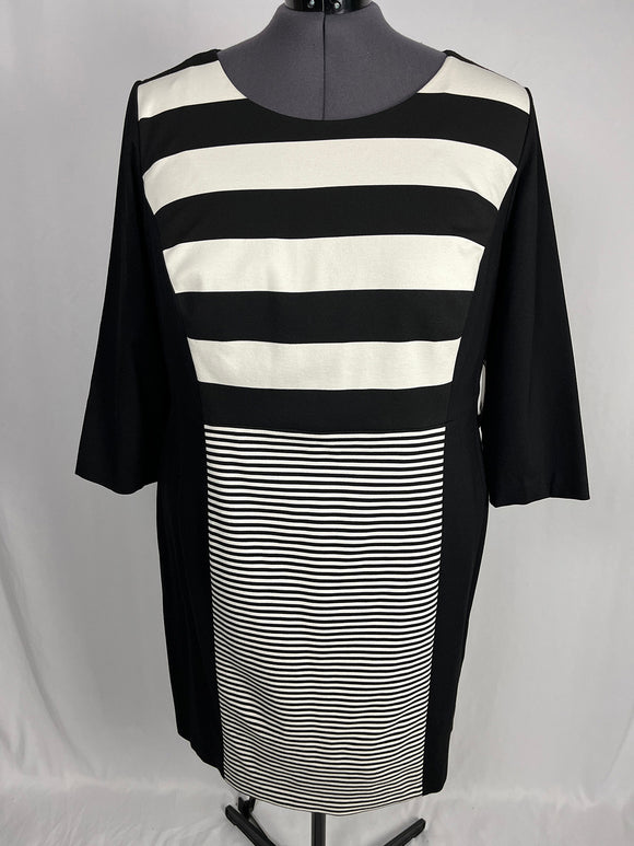 Vince Camuto Size 22W Black & Ivory Stripe Dress NWT