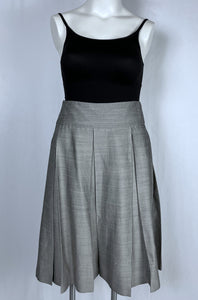 Max Mara Size 14 (46) Silver Pleated Skirt NWT